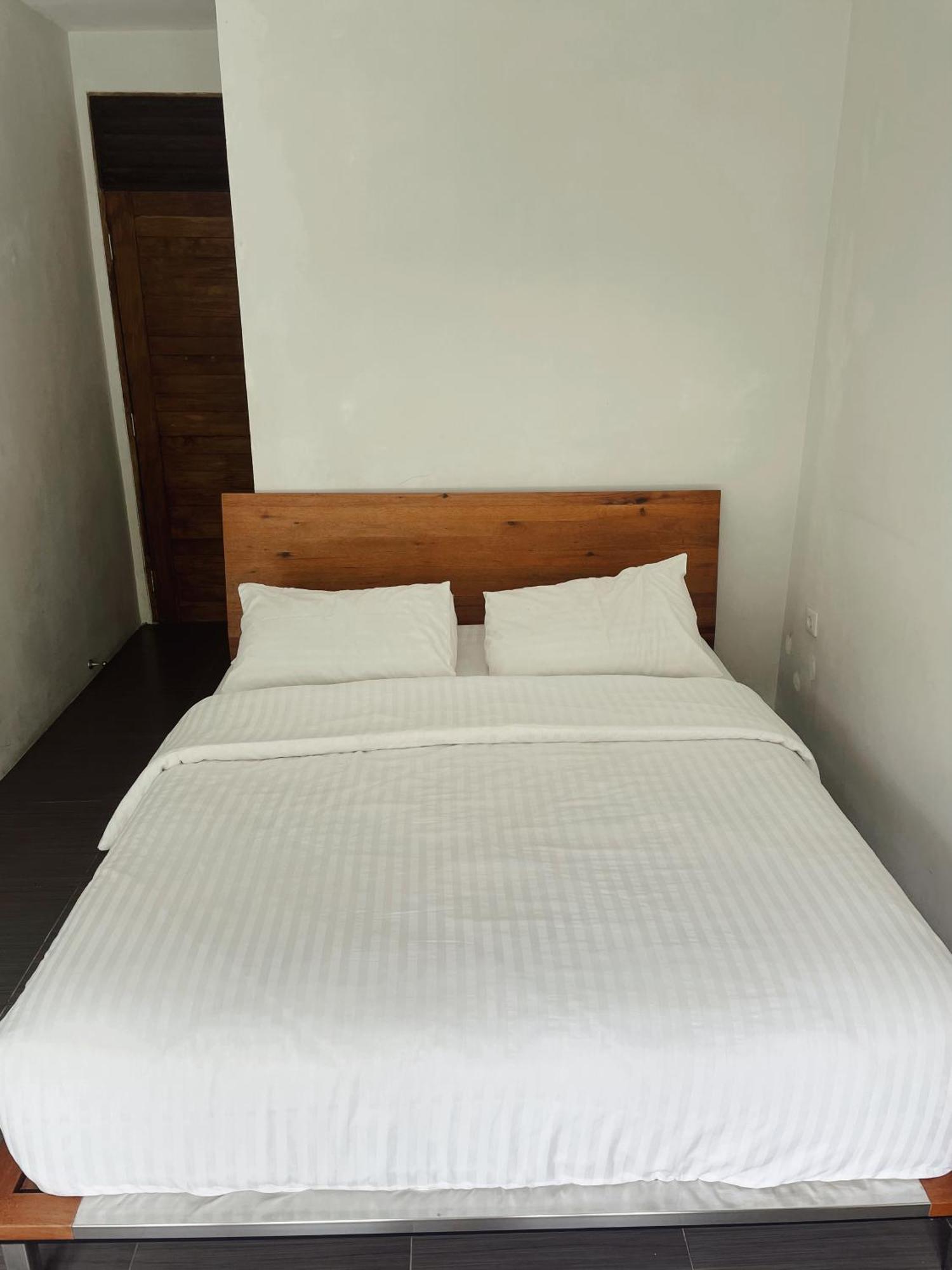 Habitat Hills Hotel ซิซารัว ภายนอก รูปภาพ